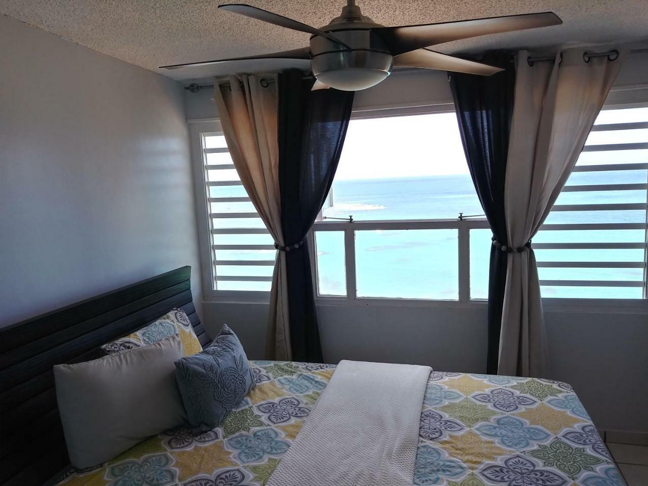 Breezy Beachfront Property With View Of Paradise Luquillo Εξωτερικό φωτογραφία